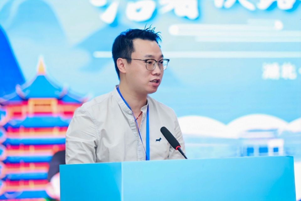 “沿着铁路评湖北”网络主题宣传活动在武汉启动