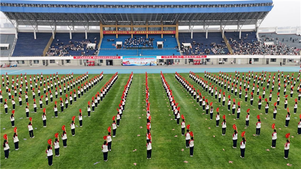 2025年襄阳市中小学生“向阳杯”体育竞赛开启_fororder_图片29