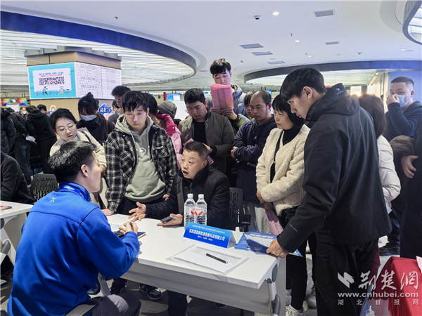 “沉浸式”招聘暖人心 精准服务助重点群体就业增收