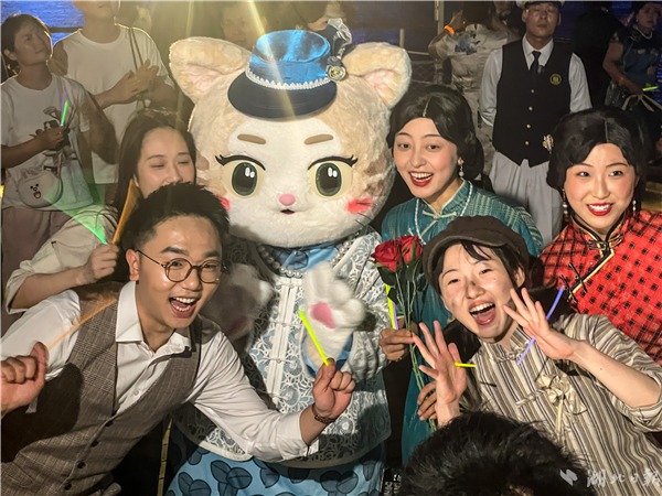 “知音号”8年迎客160万 入选国家级实践案例_fororder_42814bf3513c431aa6f2a2b8e5b79604