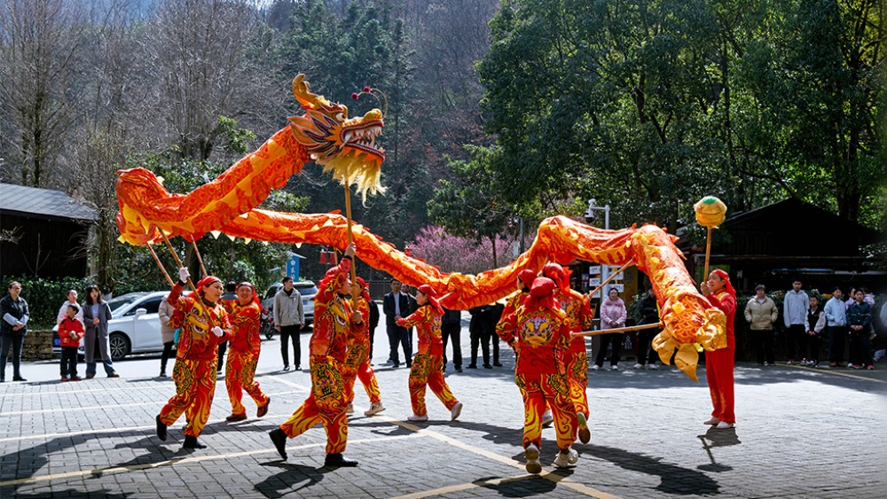 正月十五闹元宵 传统佳节共团圆_fororder_1772537736011_639