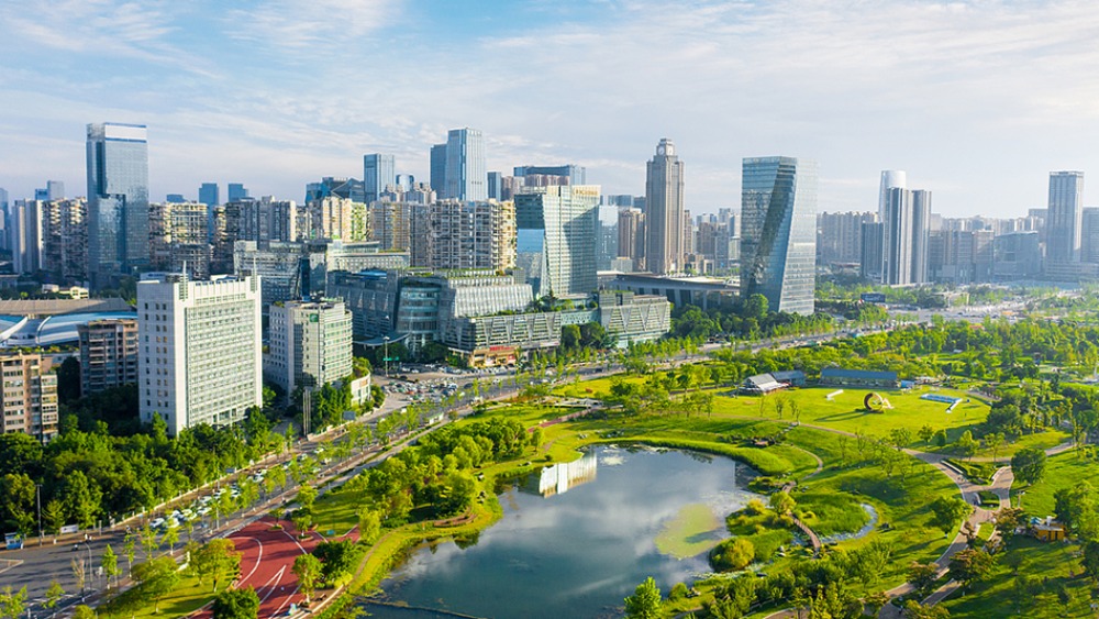 【新思想引领新征程·非凡“十四五”】建设公园城市 绘就宜居城市新画卷_fororder_1768648527772_171