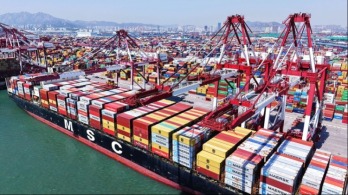 【国际锐评】中国经济“稳”的格局、“进”的势头、“韧”的特性_fororder_1745671533433_664