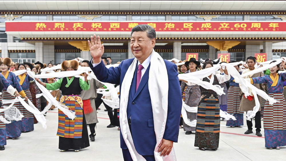 【讲习所】稳定、发展、生态、强边引领西藏发展新征程_fororder_时政红底(1)