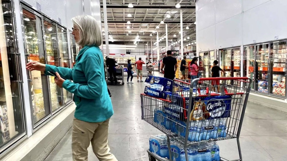 企业起诉 他国观望 美国关税政策面临危机？_fororder_b826ee0eeaf6b6cf73fd5a928b742b64