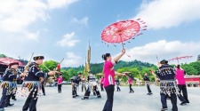 侗韵满村寨_fororder_d6026e52-6bd3-49c2-94c3-6c3c410ba1fd.600x397