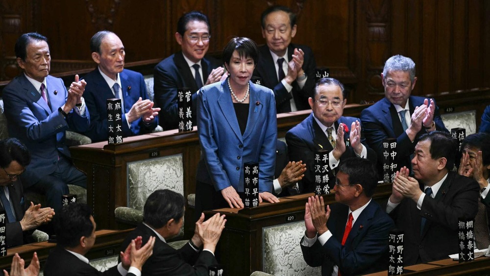 热点问答｜再提“不过半就辞职” 高市为何这般“豪赌”_fororder_高市早苗出任日本首相