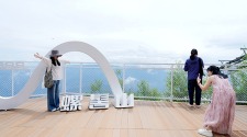 螺髻山以“17℃的清凉+”冲刺5A景区_fororder_aaf5c0c7a2264a0ea40b7495efa1a9a3.600x450