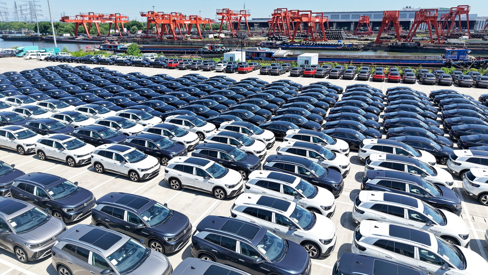 中国经济信心说丨汽车业保持两个全球第一！“国货”为何这么香_fororder_6a9b0ef5f1b4d7c30b0a882e5a84e326