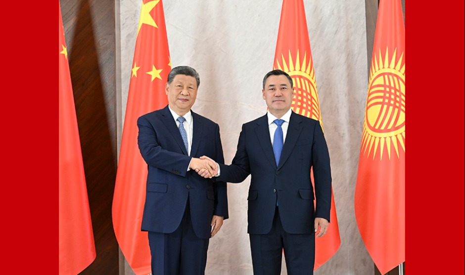 习近平同吉尔吉斯斯坦总统扎帕罗夫会谈_fororder_22222221788165680428_941 (1)