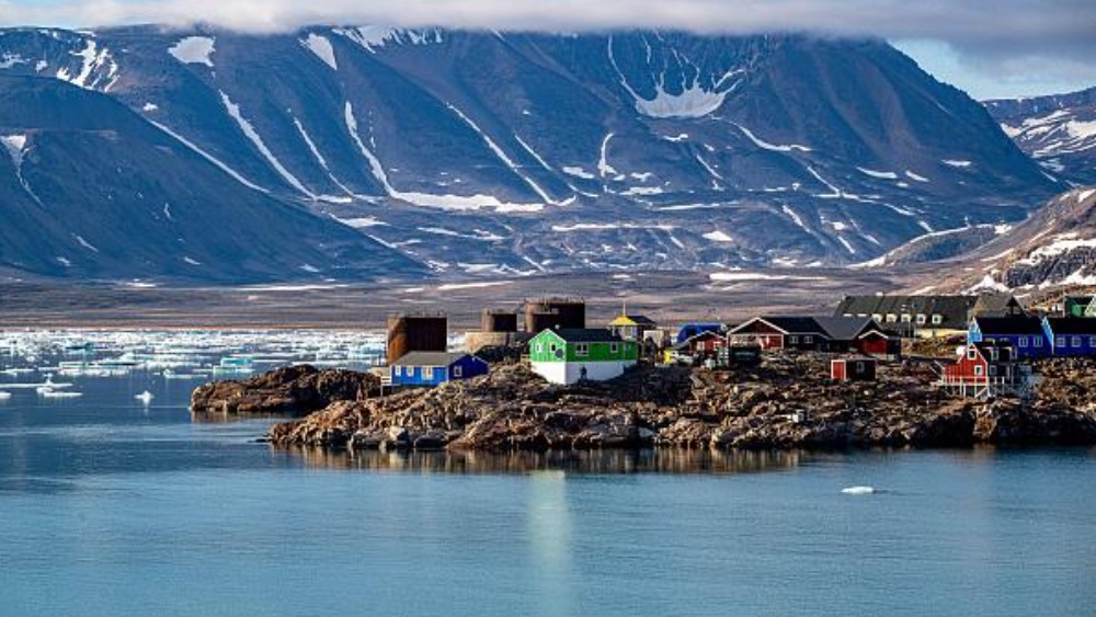 欧洲多国向格陵兰岛派遣军事人员 白宫：影响不了特朗普_fororder_20260116051900792