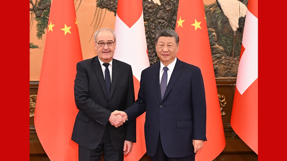 习近平会见瑞士联邦主席_fororder_1793363750750_742