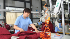 山东肥城：推进“社区微业”建设 促进家门口就业_fororder_2f887d32f98b45b68615caf039072d3f.1024x683.960x640