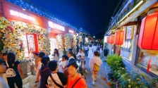 立秋之后，夜游泉城正当时_fororder_08097365040641b58ba24e915a510f59.720x480
