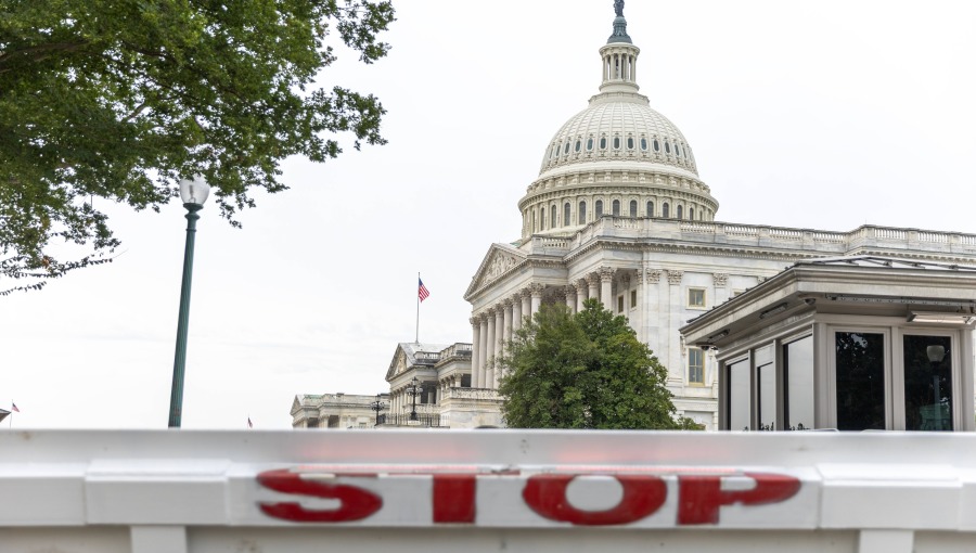 停摆升级 航空大乱 美两党拉锯战多久落幕？