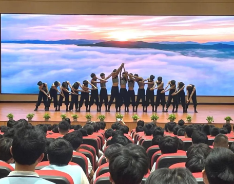 重庆市大足职业教育中心举办演讲朗诵比赛_fororder_微信图片_20250430154704