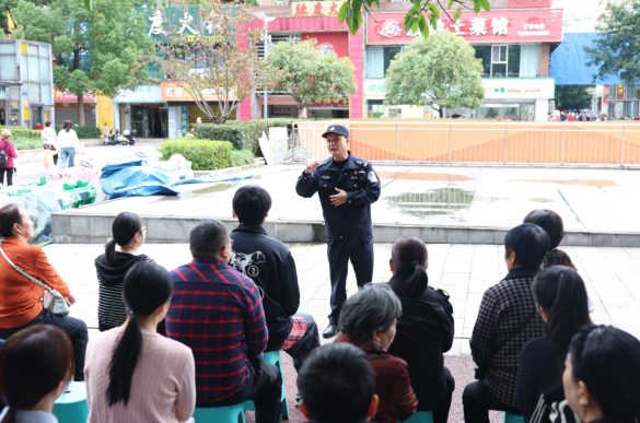 重庆江津：“两队一室”激活几江派出所基层治理活力_fororder_微信图片_20251023151313