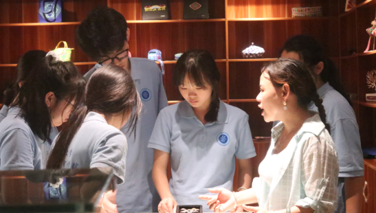 重庆工商大学学子赴土家十三寨开展非遗数字化保护行动_fororder_微信图片_20250717142736