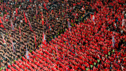 时隔17年 “川渝德比”燃动山城