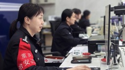 “小窗口”展现“大担当” 重庆渝北双龙派出所“三心”服务暖民心