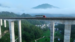 有一种滤镜叫“夏天”！悠长夏日藏在山区里的“世外桃源”有多治愈？