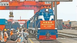 重庆：不断升级 国际物流枢纽园链接全球