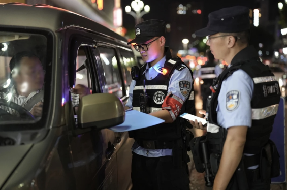 重庆警方启动夏季治安打击整治行动 多措并举守护城市平安_fororder_微信图片_20250709152848