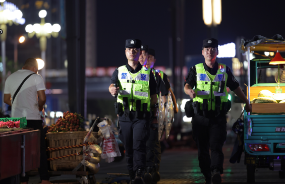 重庆江津：巡防处一体化打造平安新格局 警灯闪烁绘就城市“安全底色”_fororder_微信图片_20250520152402