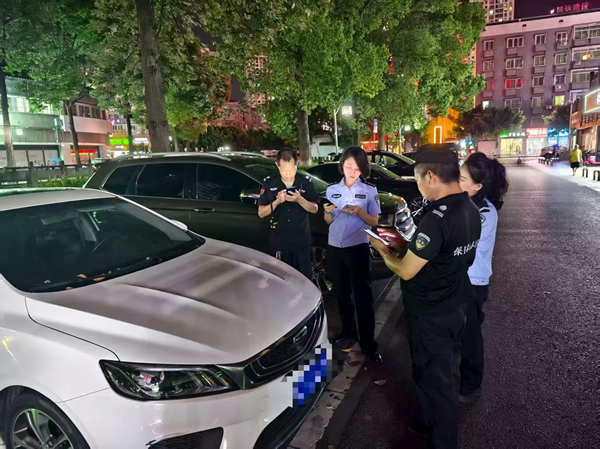 汛情警报拉响 重庆江津双福警方筑牢群众安全防线_fororder_图片1
