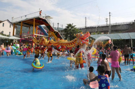 开启夏日狂欢 重庆涪陵美心红酒小镇水上乐园将于5月31日开园_fororder_微信图片_20250527154917
