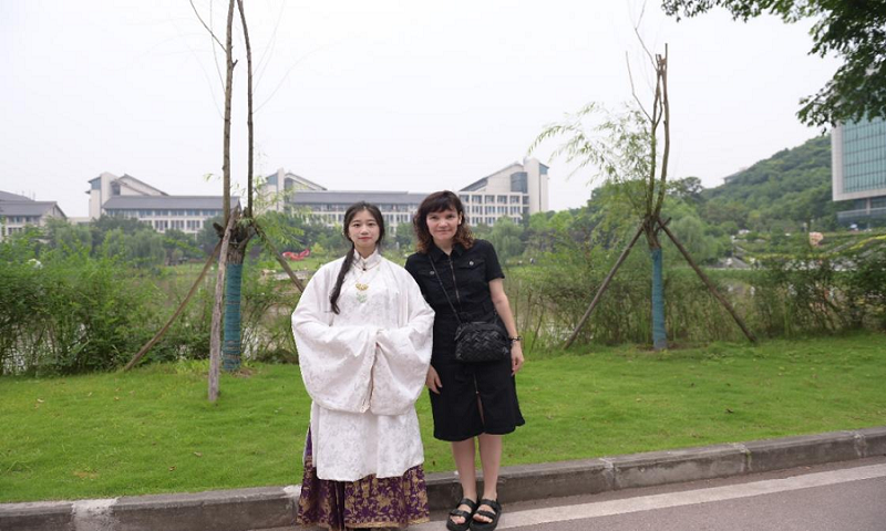 筑梦重庆｜俄罗斯外教艾丽莎：用俄语讲中国故事 以重庆经验联通中俄未来_fororder_图片1