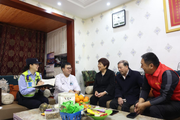 重庆江津民警赵佳：扎根社区18载 用真情守护百姓“烟火气”_fororder_图片1