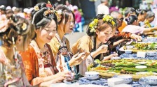 重庆：浓浓传统味 端午氛围已拉满