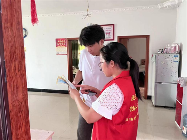 重庆涪陵白涛派出所：以“党建红”引领“公安蓝”_fororder_图片1