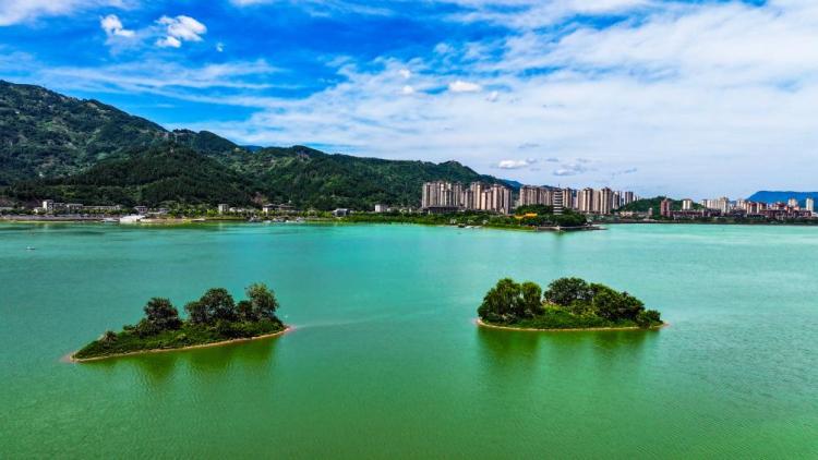重庆开州：一城山色半城湖