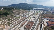 渝万高铁成功接入重庆东站 预计明年建成通车