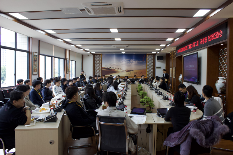 66名新加坡南洋理工学院师生在渝研学 沉浸式体验重庆文化_fororder_图片1