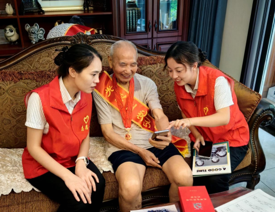 中电建物业华西区域以党建赋能物业服务_fororder_微信图片_20250715153543