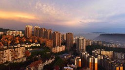重庆涪陵：自然景观“盛宴”震撼人心