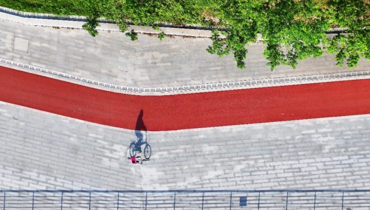 重庆两江四岸添新景 沙滨路中渡口码头景观平台建成开放