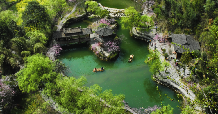 重庆酉阳文旅之变：向世界知名旅游目的地大步迈进_fororder_图片1