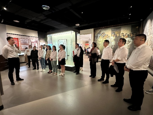 牢记初心使命 汇聚奋进力量 | 重庆市委党校在职研究生开展主题班会活动