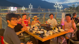长江之滨烤鱼香 鄂川渝博主共赴巫山“云雨之约”