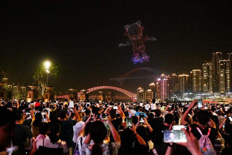 无人机灯光秀，重庆“秀”的是什么？
