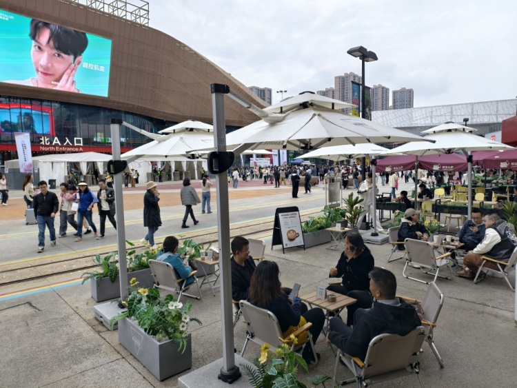 3天“揽金”3.9亿元 花滑赛事“点燃”重庆巴南消费活力