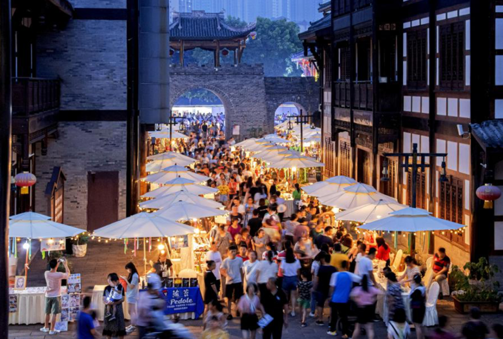 重庆非遗进景区 成为众多游客打卡热点