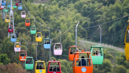 重庆涪陵：索道串景 解锁一站式春日盛宴