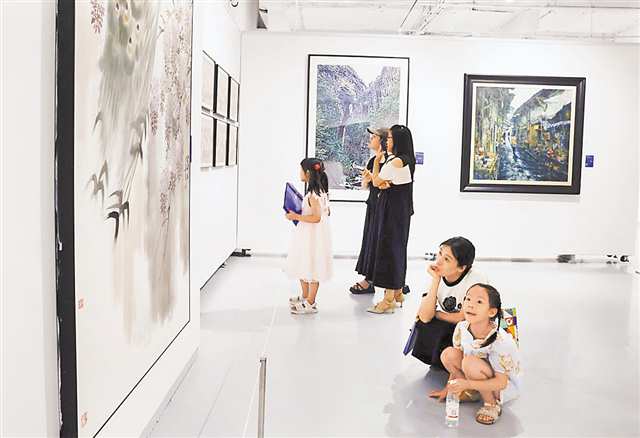 重庆群星美术馆开馆