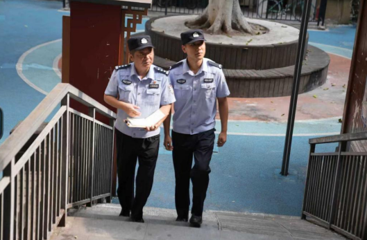 重庆沙坪坝民警宋健：四十二载从警路 一颗初心护平安_fororder_微信图片_20250926142105