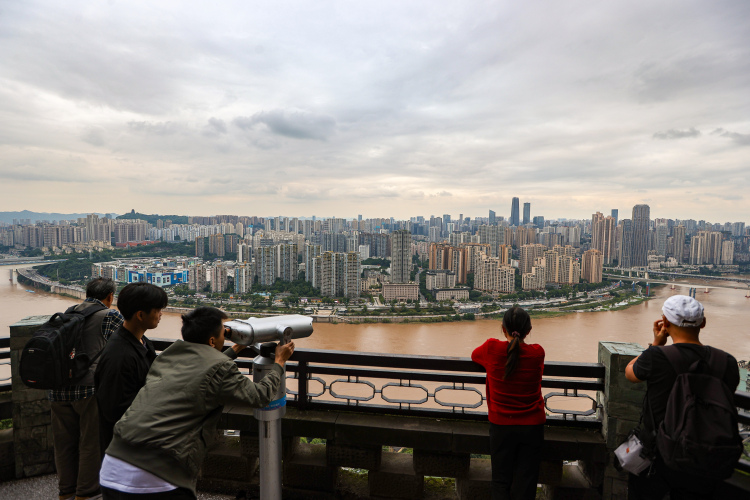 重庆：半山崖线打造成城市“朋友圈”的独特名片